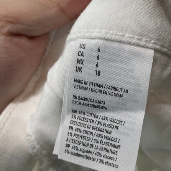 American Eagle AEO  Twill stretchy white shorts - Picture 7 of 12